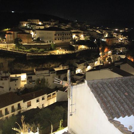 شقة Atico De La Miel Setenil De Las Bodegas المظهر الخارجي الصورة